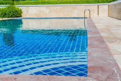 Prix d'une piscine en béton