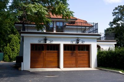 Prix d'une porte de garage battante